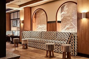 Madeline Hotel & Residences, Auberge Resorts Collection