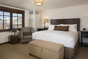 Madeline Hotel & Residences, Auberge Resorts Collection