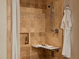 Madeline Hotel & Residences, Auberge Resorts Collection