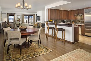 Madeline Hotel & Residences, Auberge Resorts Collection