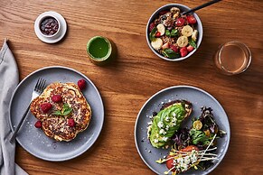 Madeline Hotel & Residences, Auberge Resorts Collection