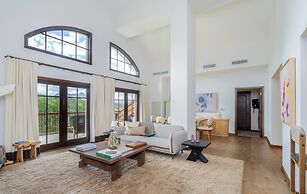 Madeline Hotel & Residences, Auberge Resorts Collection