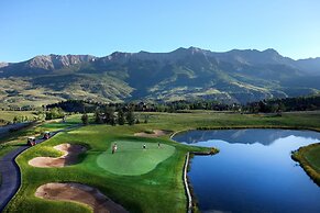 Madeline Hotel & Residences, Auberge Resorts Collection