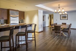 Madeline Hotel & Residences, Auberge Resorts Collection