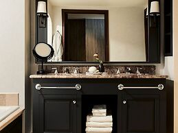 Madeline Hotel & Residences, Auberge Resorts Collection