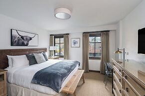 Madeline Hotel & Residences, Auberge Resorts Collection