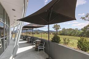 Mantra Hobart Airport