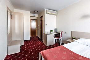 Amaks Congress Hotel