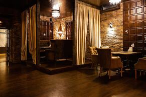 Amaks Congress Hotel