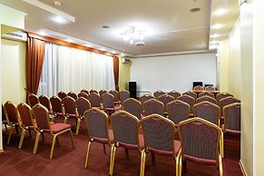 Amaks Congress Hotel