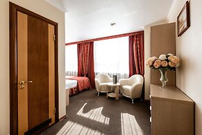 Amaks Congress Hotel