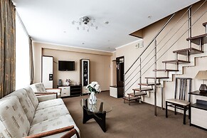 Amaks Congress Hotel