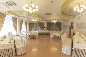 Amaks Congress Hotel