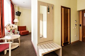 Amaks Congress Hotel