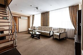 Amaks Congress Hotel