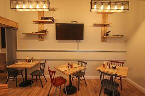 Scarborough Travel and Holiday Lodge