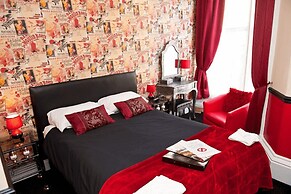 Scarborough Travel and Holiday Lodge