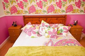 Scarborough Travel and Holiday Lodge