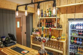 Scarborough Travel and Holiday Lodge