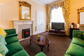 The Royal Hotel