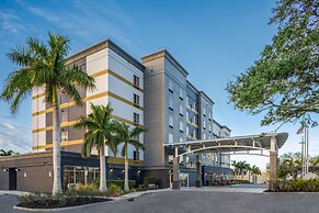 DoubleTree by Hilton Sarasota Bradenton Airport