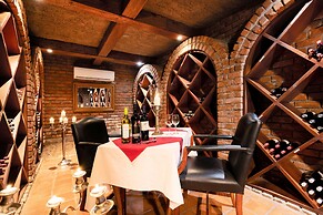 Epacha Game Lodge & Spa