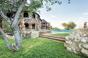 Eagle Tented Lodge & Spa Etosha