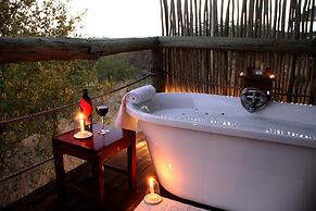Eagle Tented Lodge & Spa Etosha
