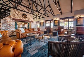 Etosha Safari Lodge