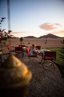 Le Mirage Resort and Spa