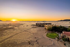 Le Mirage Resort and Spa