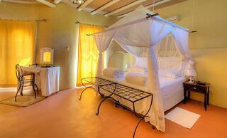 Le Mirage Resort and Spa