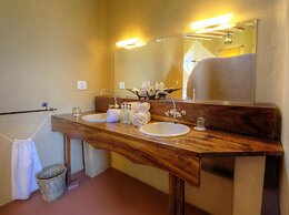 Le Mirage Resort and Spa
