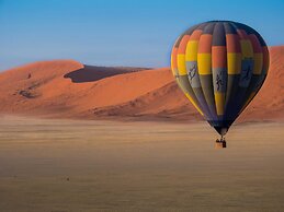 Le Mirage Resort and Spa