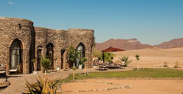 Le Mirage Resort and Spa