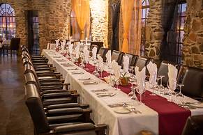 Le Mirage Resort and Spa