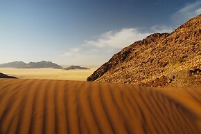 Le Mirage Resort and Spa