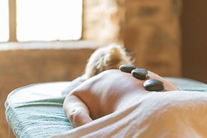 Le Mirage Resort and Spa