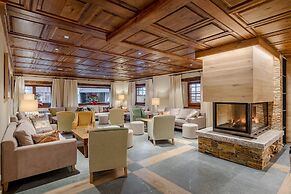 Hotel AA Chalet Bassibe Baqueira by Silken