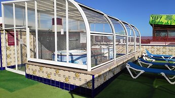 Hotel Avenida Tropical