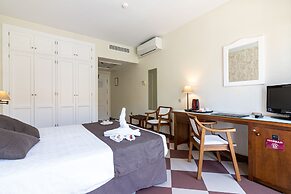 Hotel Avenida Tropical