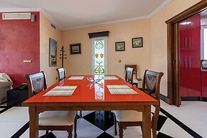 Hotel Avenida Tropical