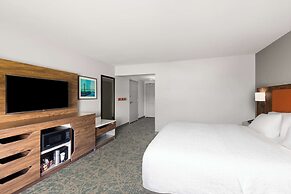 Hampton Inn & Suites Savannah-Airport