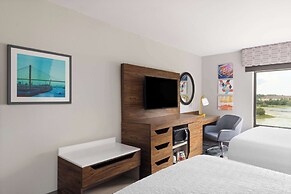 Hampton Inn & Suites Savannah-Airport