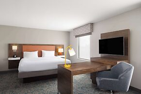 Hampton Inn & Suites Savannah-Airport