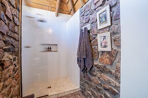 Canyon Lodge
