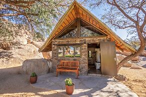 Canyon Lodge