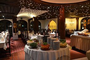 Schlosshotel Rosenegg