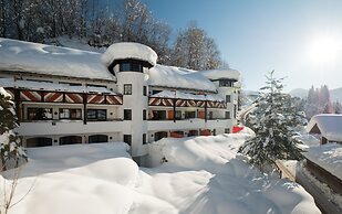 Schlosshotel Rosenegg