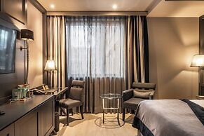 Hotel Val De Neu